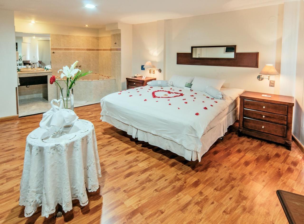 Hotel Lp Columbus La Paz Kültér fotó