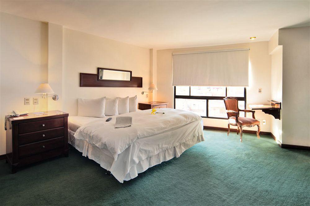 Hotel Lp Columbus La Paz Kültér fotó